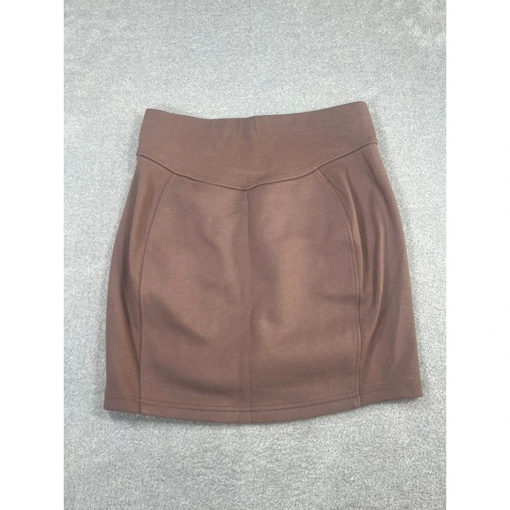 Lululemon Scuba High Rise Mini Skirt Java Brown Cotton Fleece Ribbed Size Small